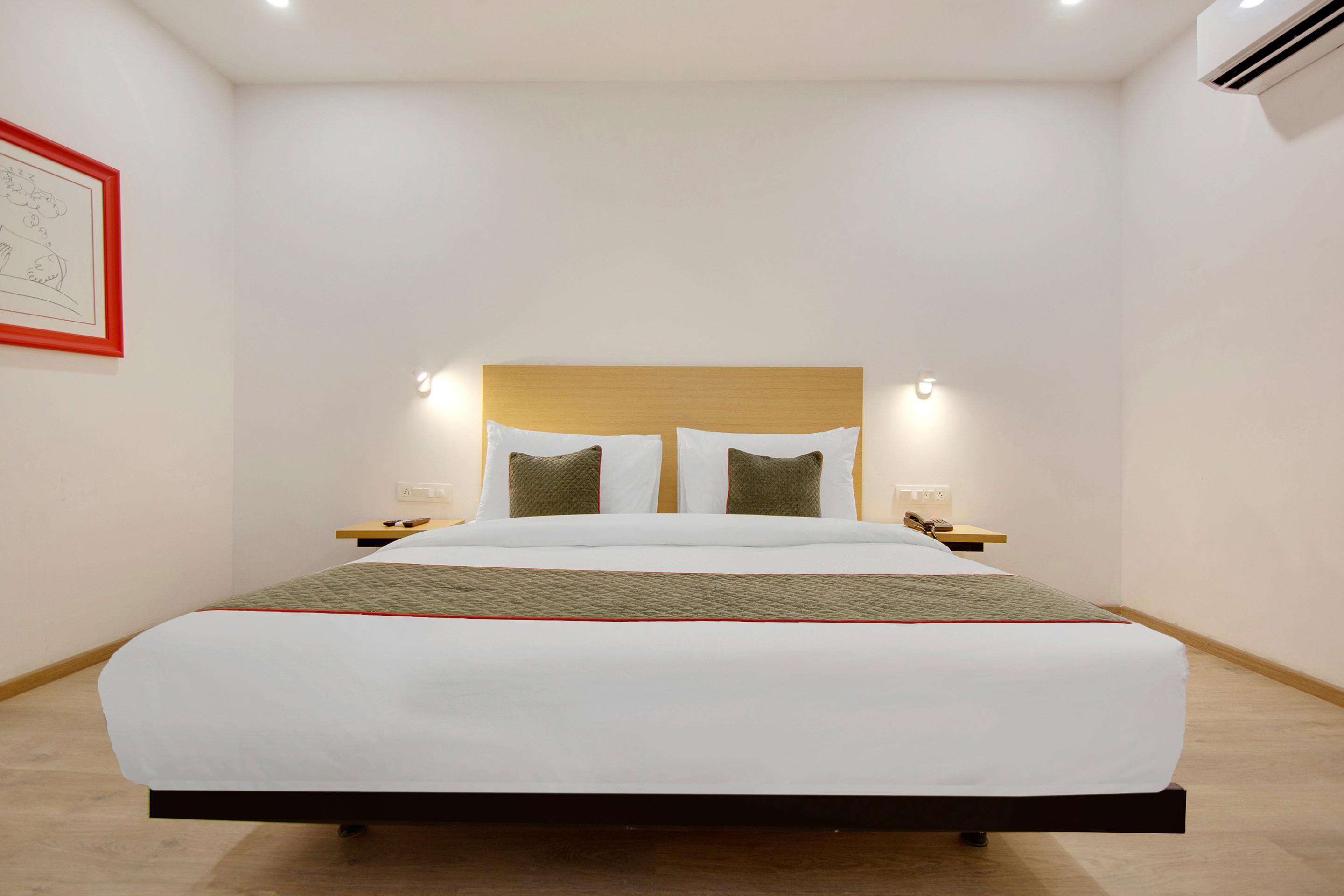 Townhouse Sector 49 Near Logix City Centre Noida Luaran gambar