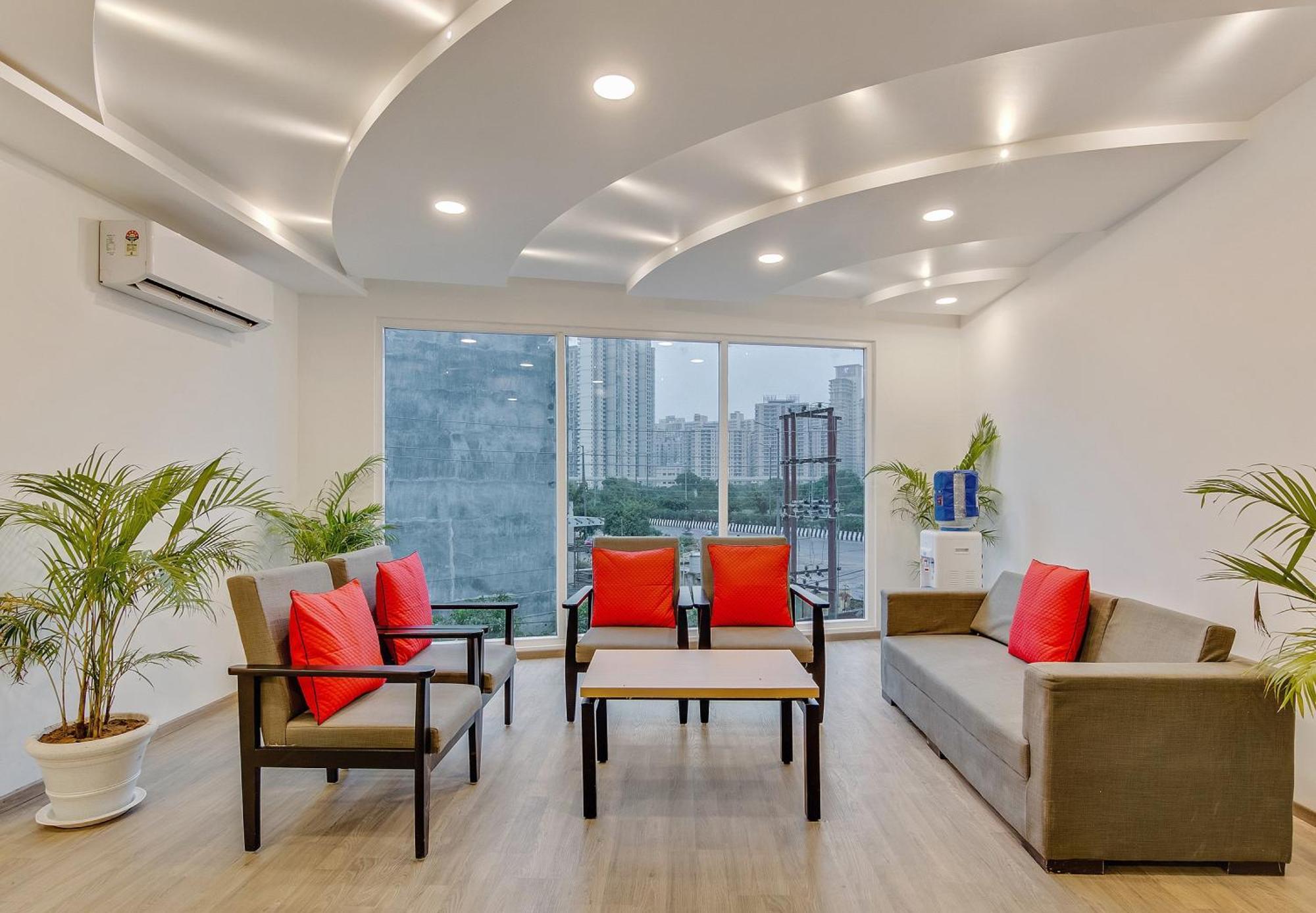 Townhouse Sector 49 Near Logix City Centre Noida Luaran gambar