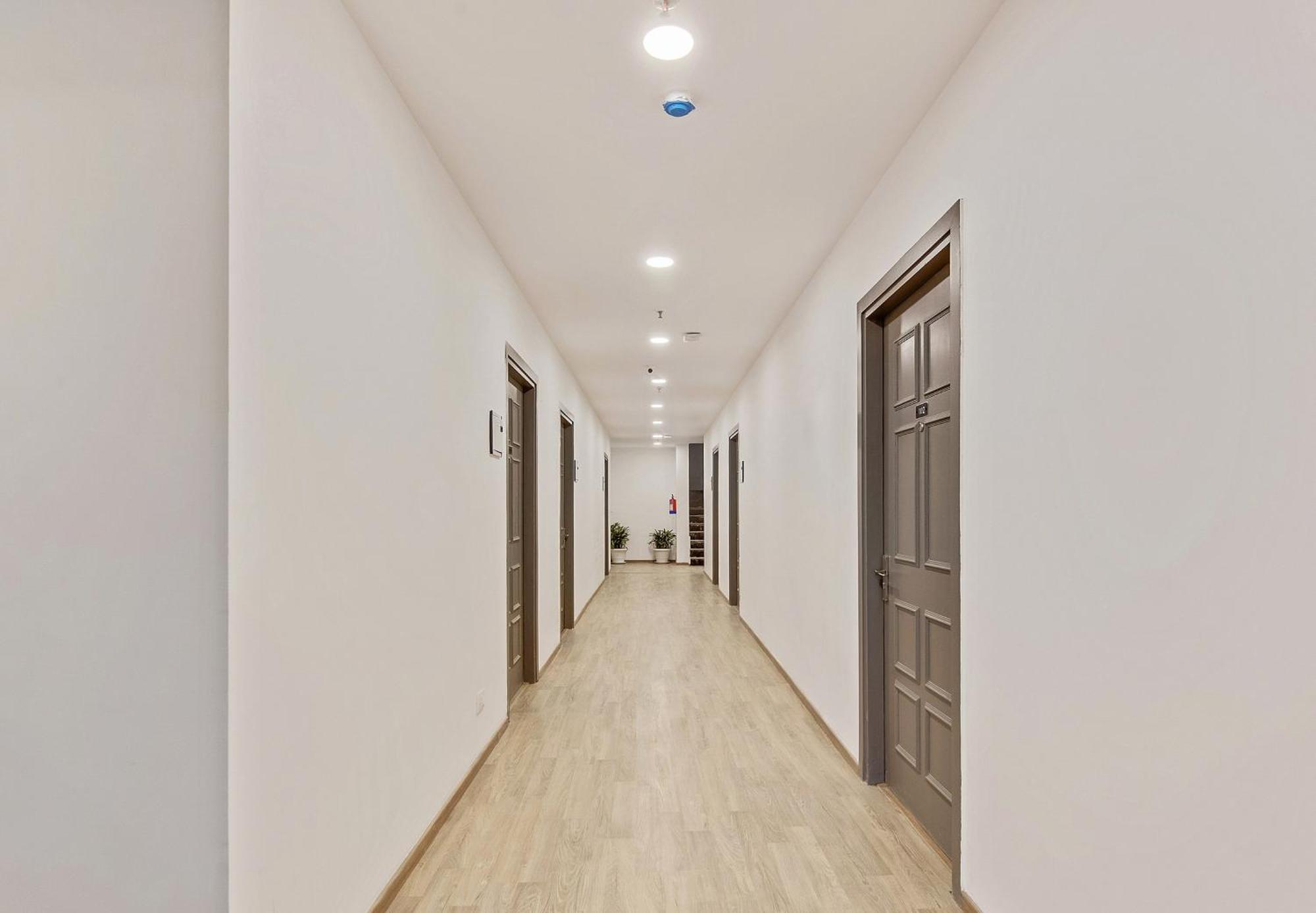 Townhouse Sector 49 Near Logix City Centre Noida Luaran gambar